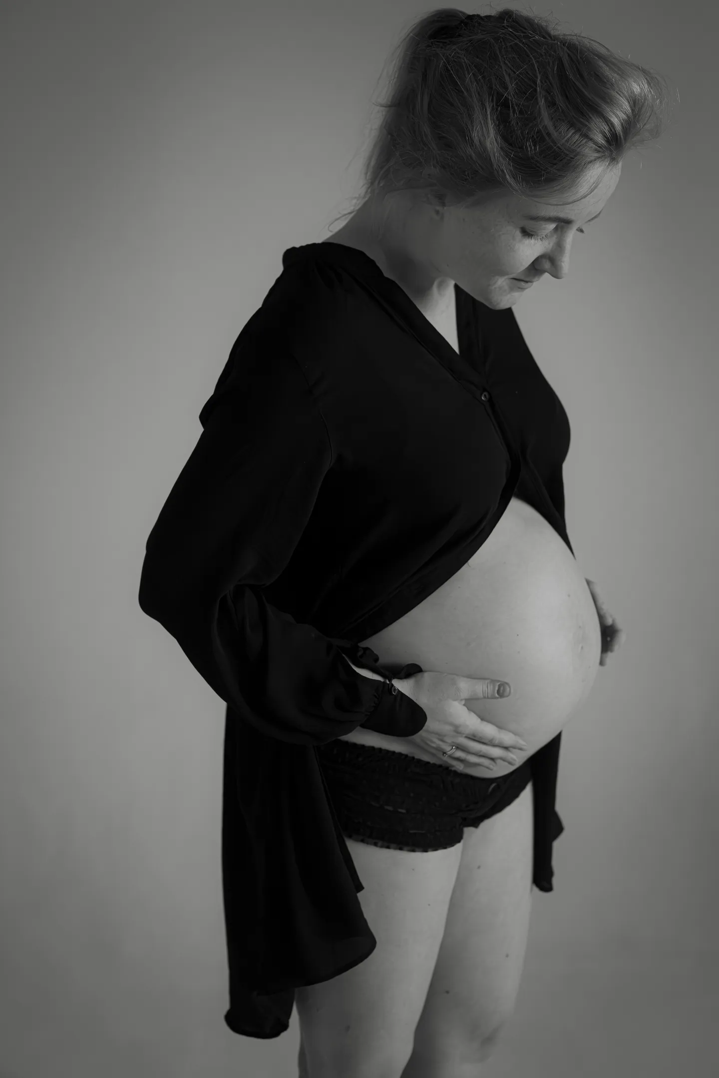 Maternity — photograph 1